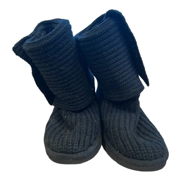 Ugg Classic Cardy II knit Boots, Very Good Pre-loved Condition - Picture 2 of 6